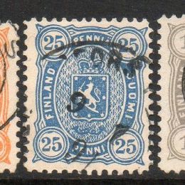 1885 Finlandia: stemma con cifra ai quattro angoli (N°21/27)